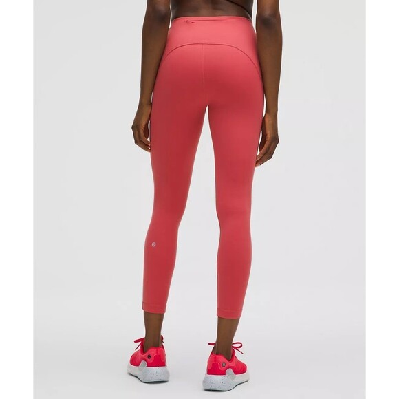 NWT Lululemon swift speed HR tight 25” size 4 - Picture 4 of 6